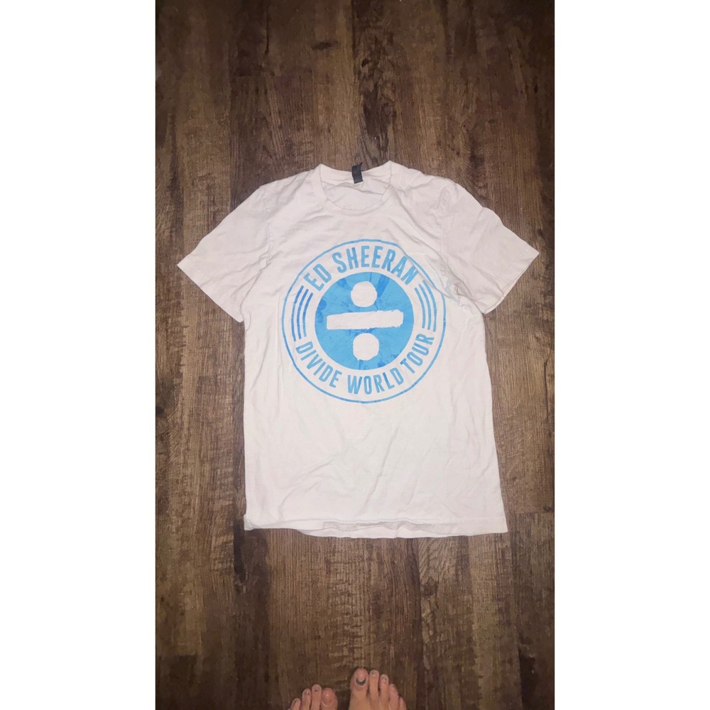 Ed Sheeran Divide World Tour Concert T-Shirt White Blue Graphic Mens Small S